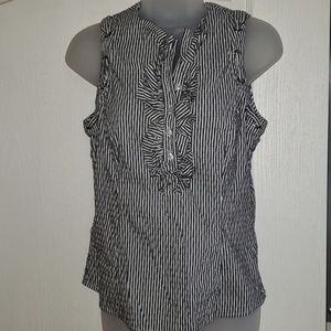 Ladies ruffle button-front blouse